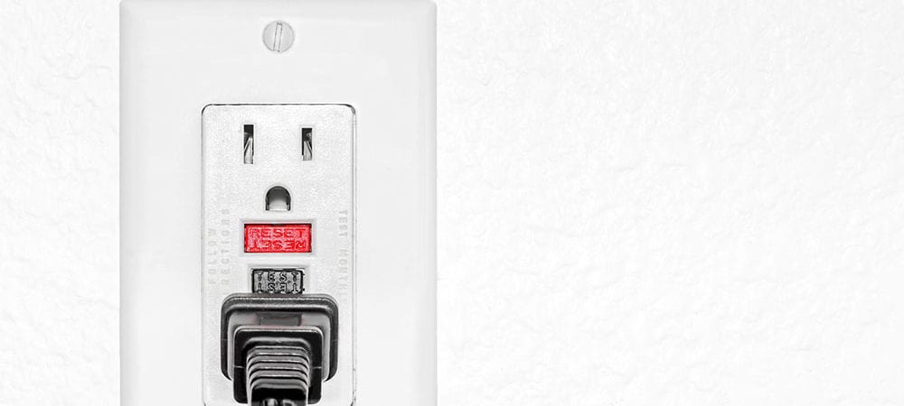 Check out these dead electrical outlets troubleshooting tips from your Mister Sparky OKC electricians!