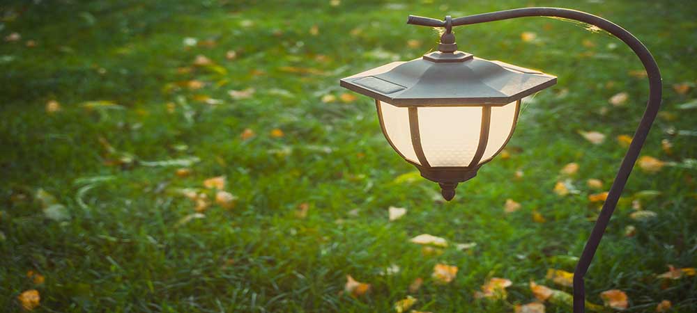 Outdoor light fixtures enrich the landscape